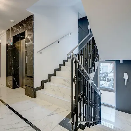 Live & Travel Old Town Apartamento