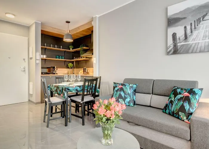 Live & Travel Old Town Apartman