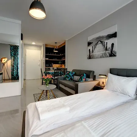 Live & Travel Old Town * Danzica